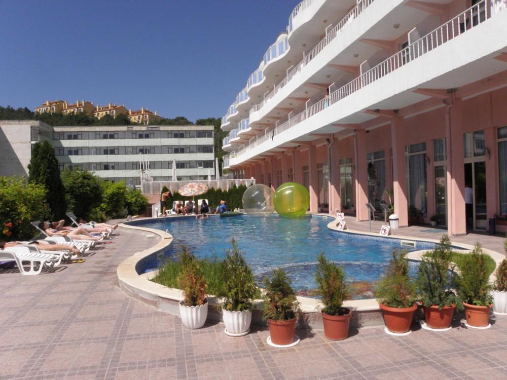 Hotel Fregata Kranevo Buitenkant foto