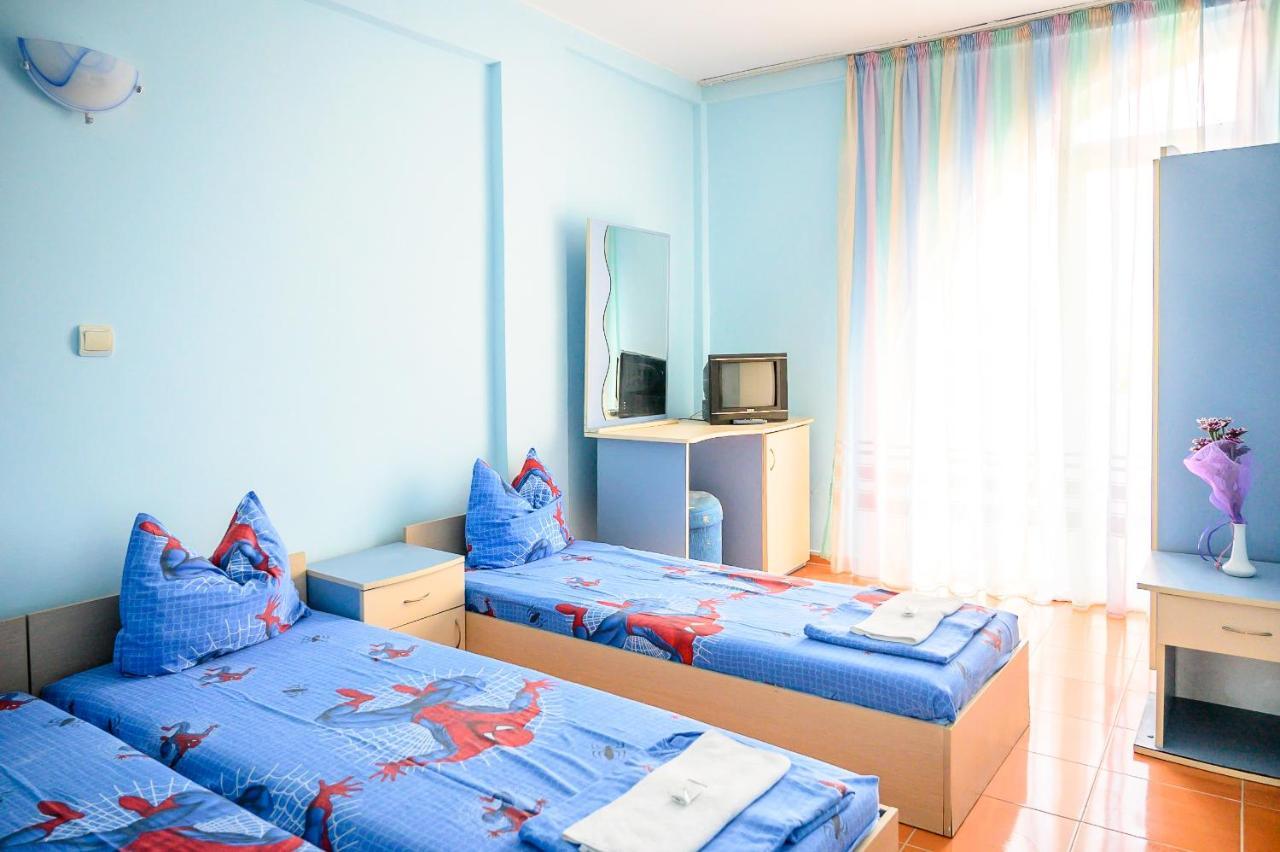 Hotel Fregata Kranevo Buitenkant foto